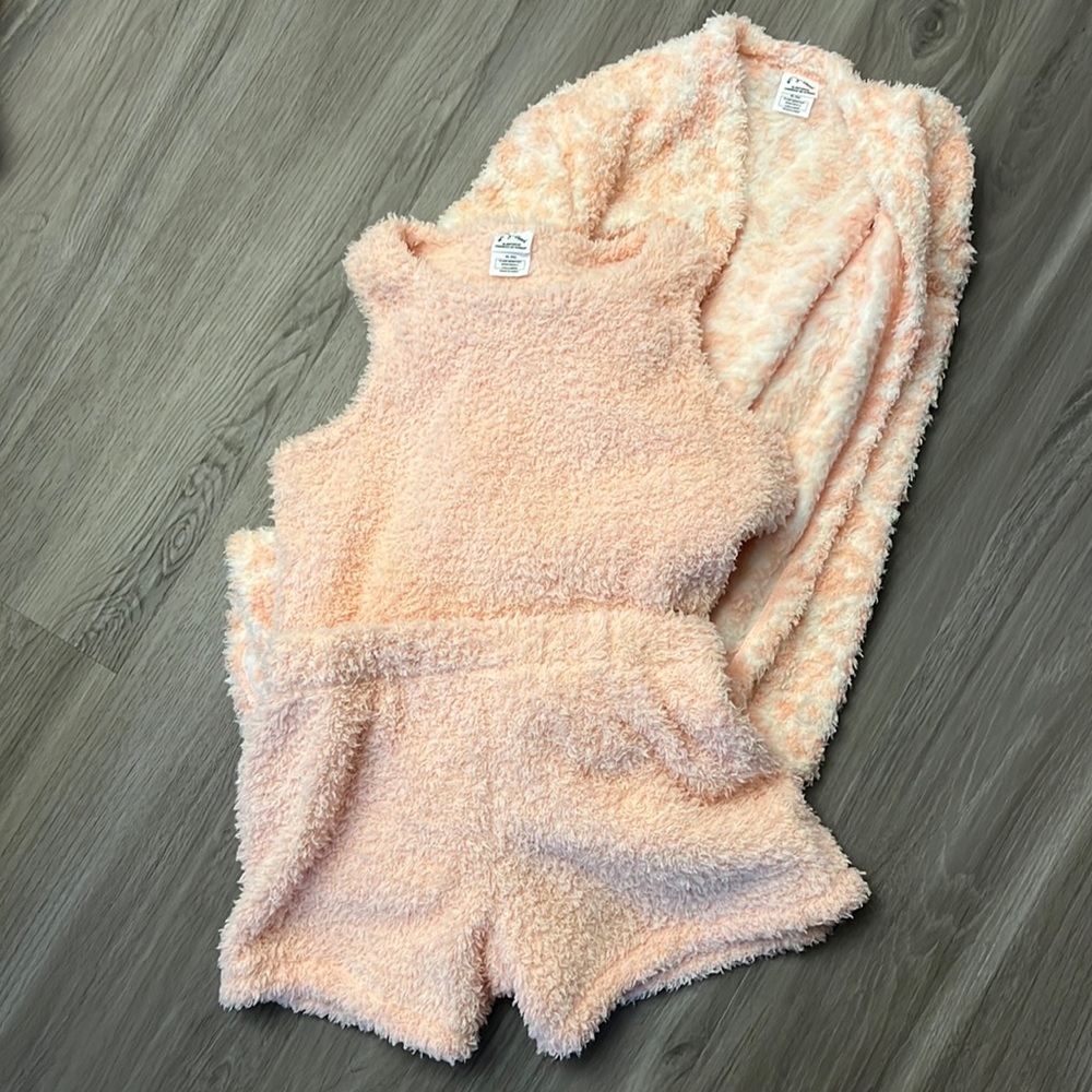 Cozy pajama PJ set - NWT